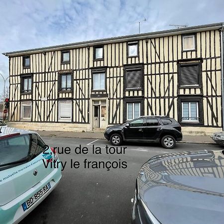 Chez Pierre Vitry-le-François Exterior foto